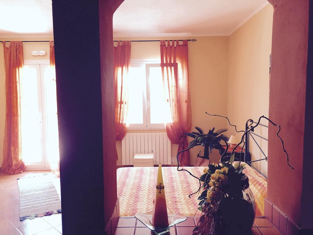 Villa Della Mimosa Alia Стая снимка