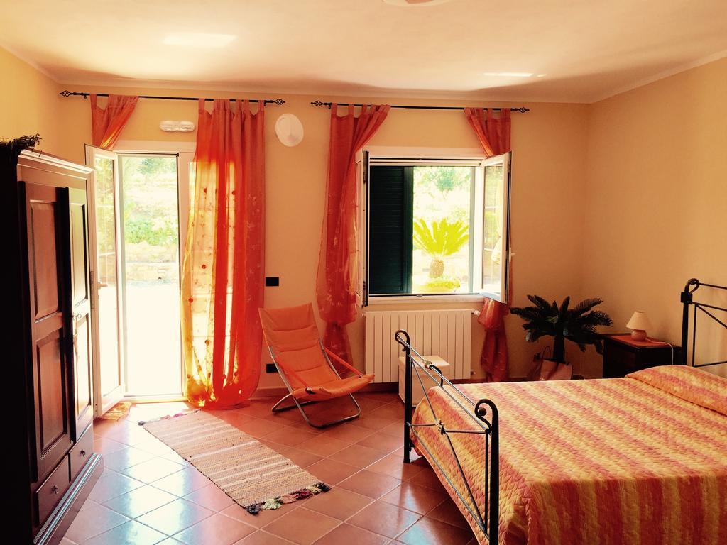 Villa Della Mimosa Alia Стая снимка